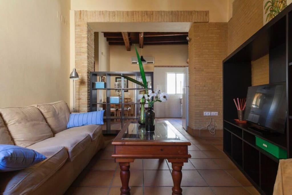 Precioso Apart - Localizacion Perfecta **Wifi - A/C** Севилья Экстерьер фото