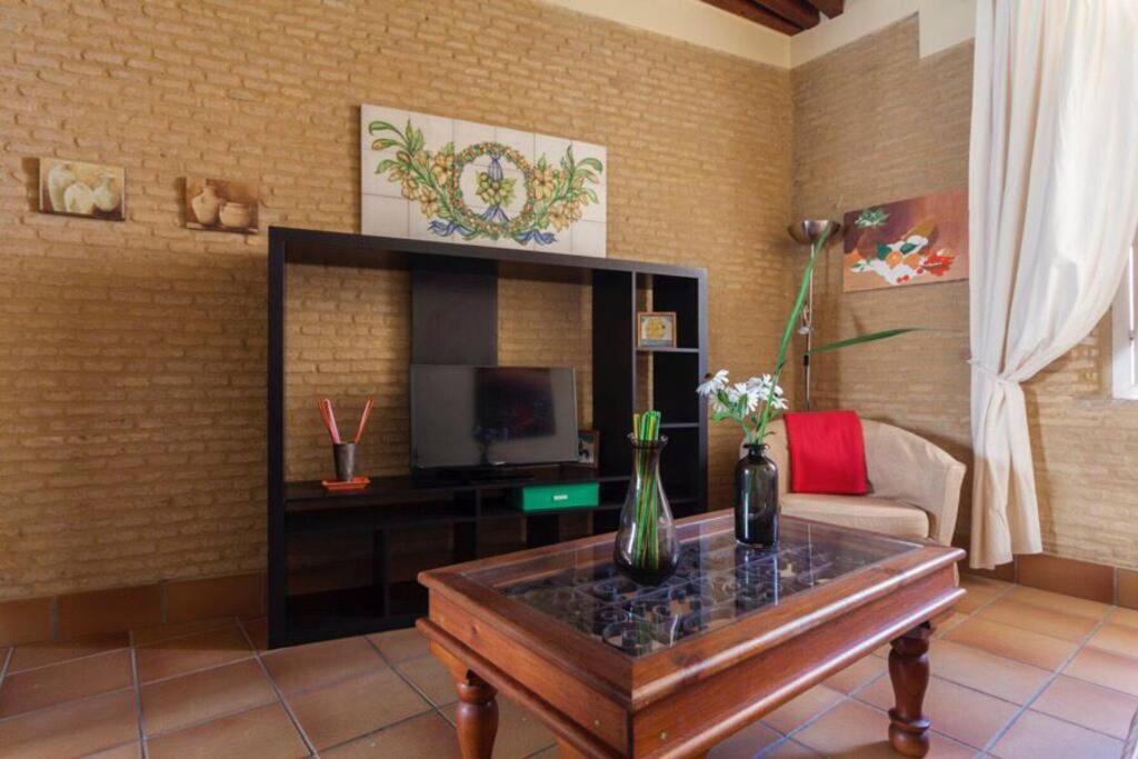 Precioso Apart - Localizacion Perfecta **Wifi - A/C** Севилья Экстерьер фото